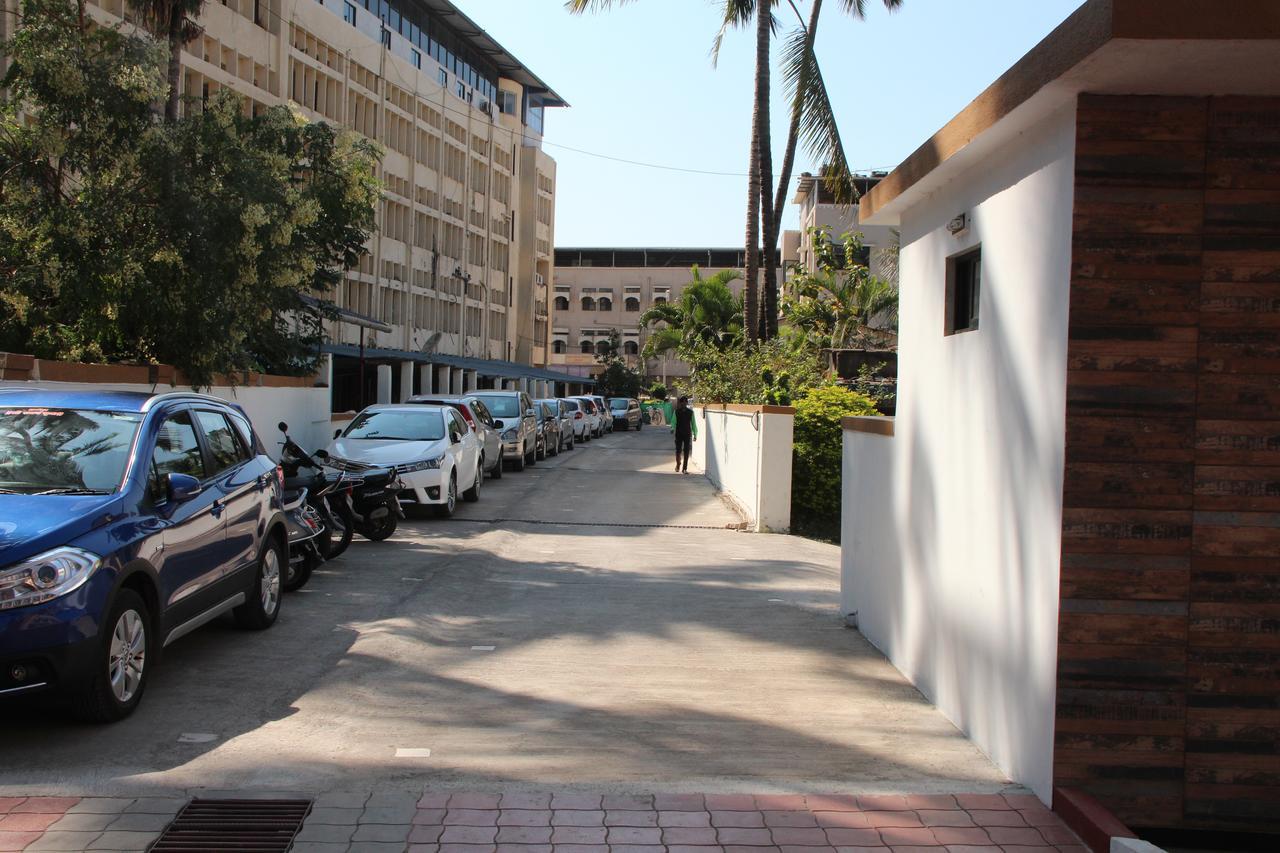 Hira Laxmi Residency Alībāg Exterior foto